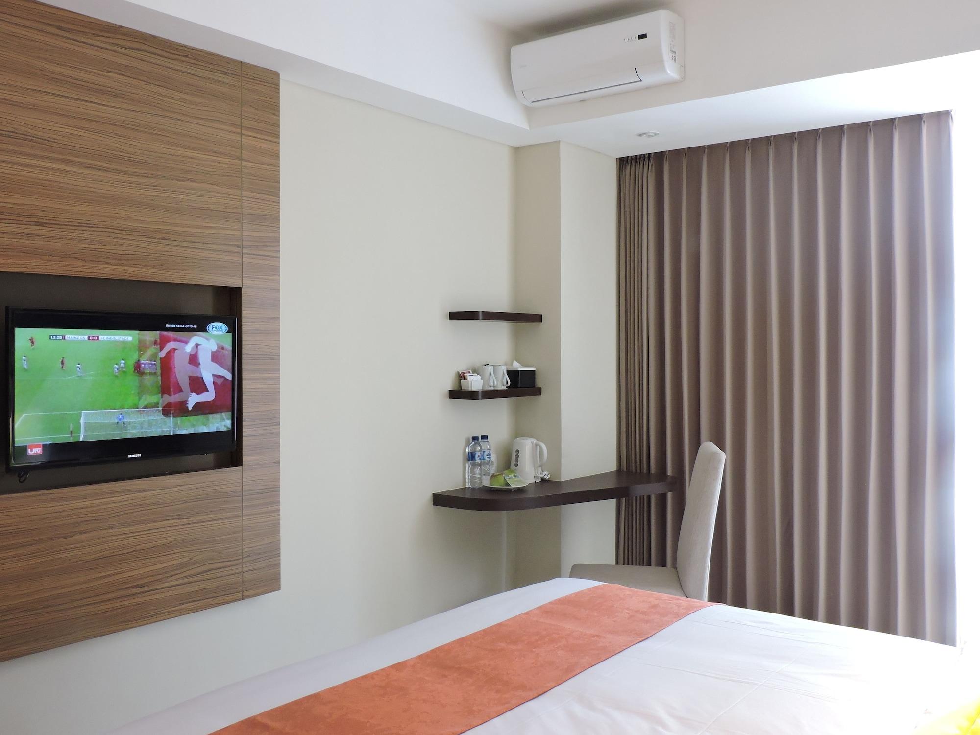 Ascent Premiere Hotel And Convention Malang Exterior foto